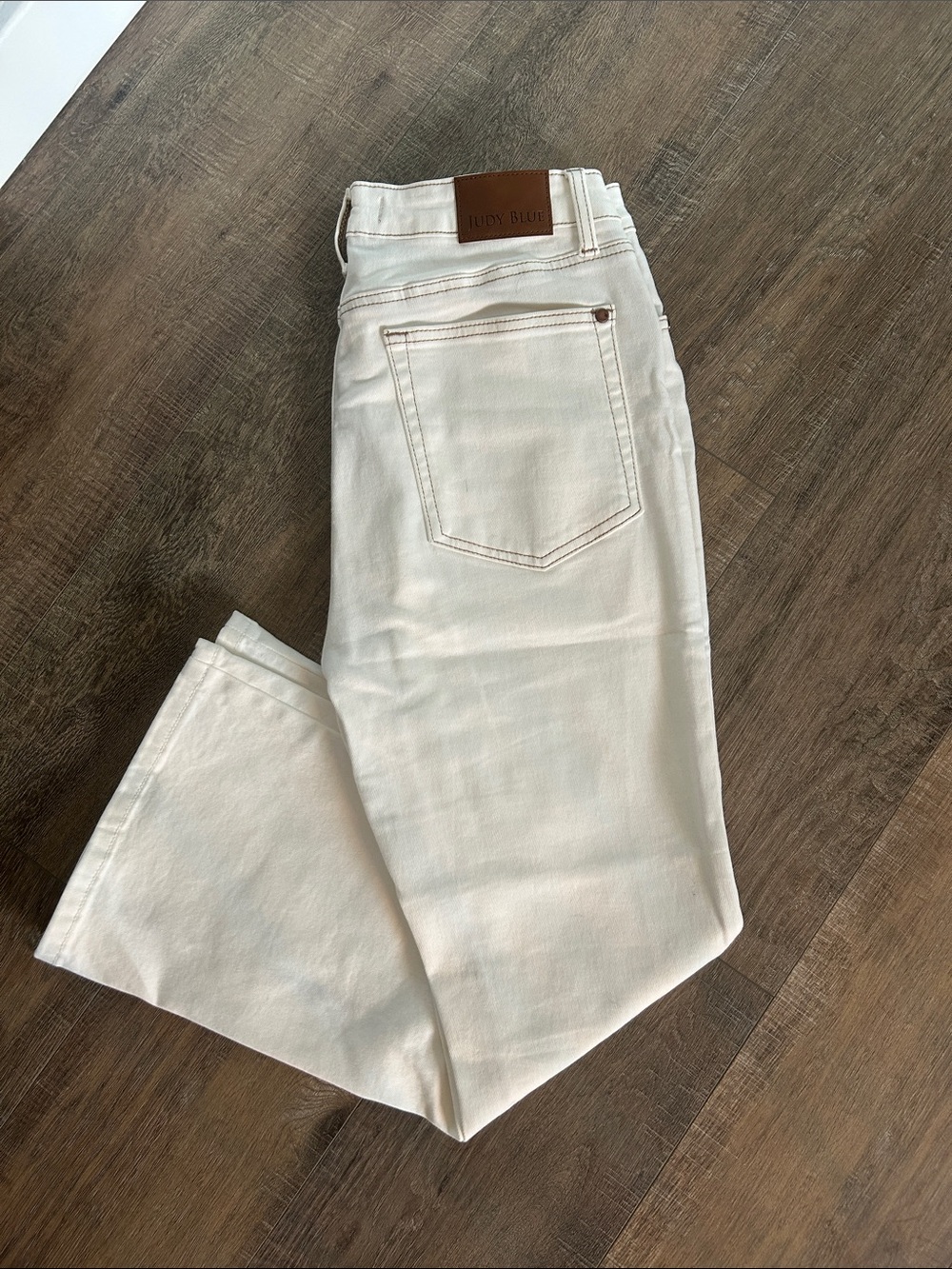 Judy Blue Cream Kick Flare Jeans